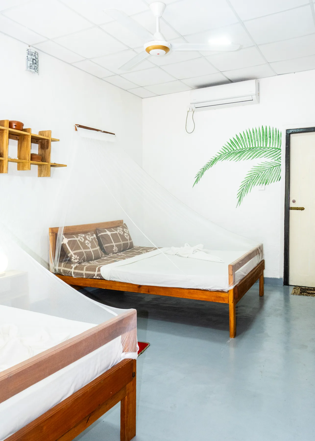 Valampuri Essential Double natural light room